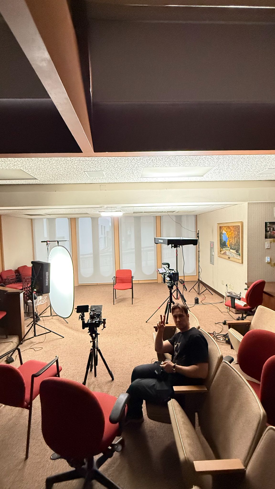 Behind the scenes photo 24: replace with a real photo